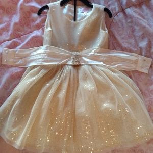 Girls dress